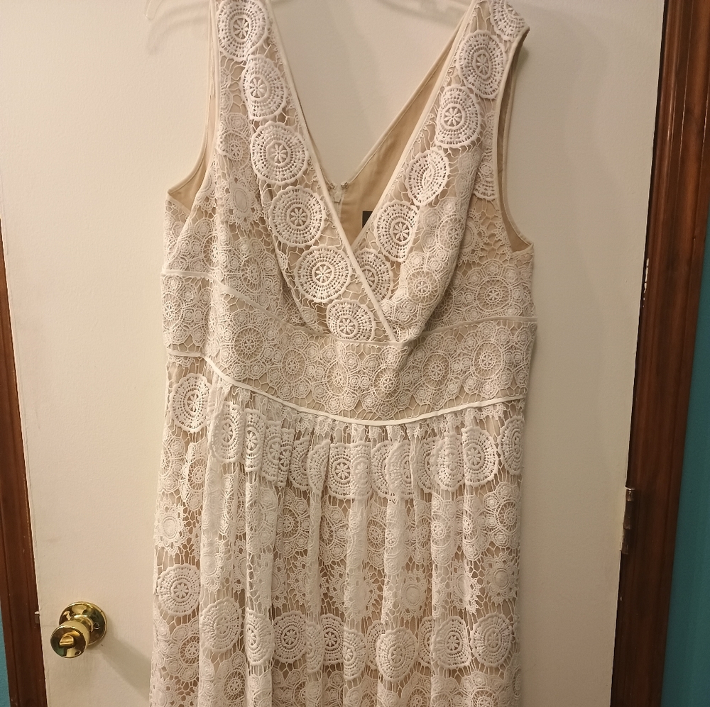 Adrianna Papell Cream Tiered Ruffled Sundress